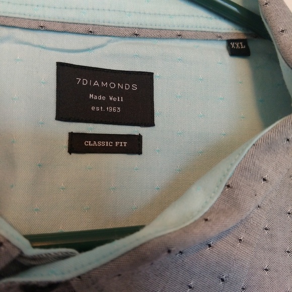 Button Up long sleeve shirt - Picture 2 of 2